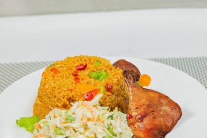 Everyone’s Loving This Irresistible GlowPrep Trio! Juicy Chicken, Fluffy Jollof Rice & Raisin Coleslaw